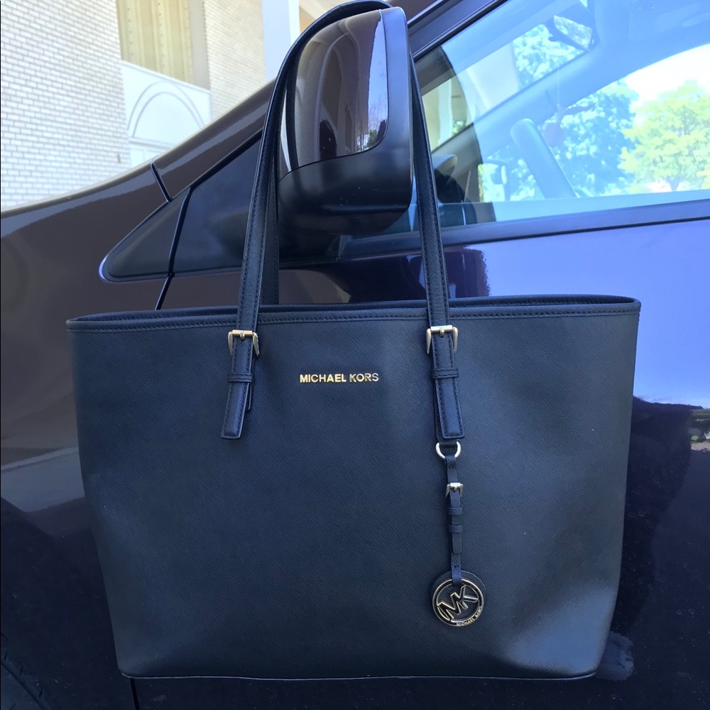 [Michael Kors] Jet Set Medium Leather Tote Bag